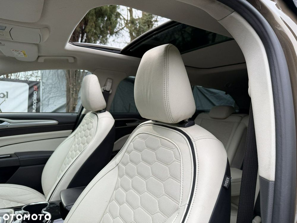 Ford Mondeo SW Vignale 2.0 TDCi 4WD PowerShift - 16