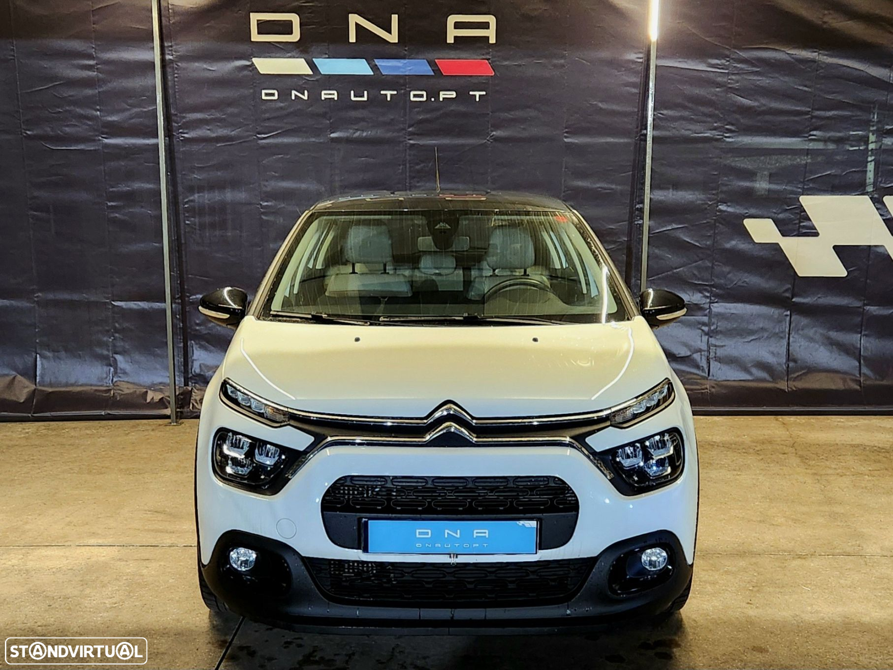 Citroën C3 1.2 PureTech Shine - 2