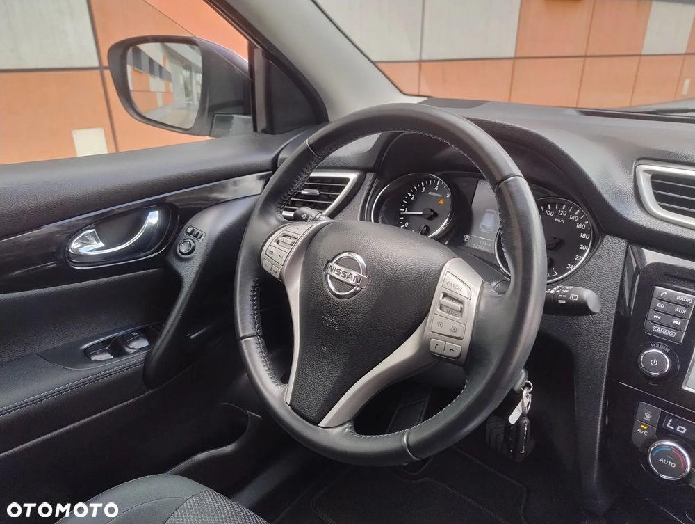 Nissan Qashqai 1.2 DIG-T Xtronic N-Vision - 12