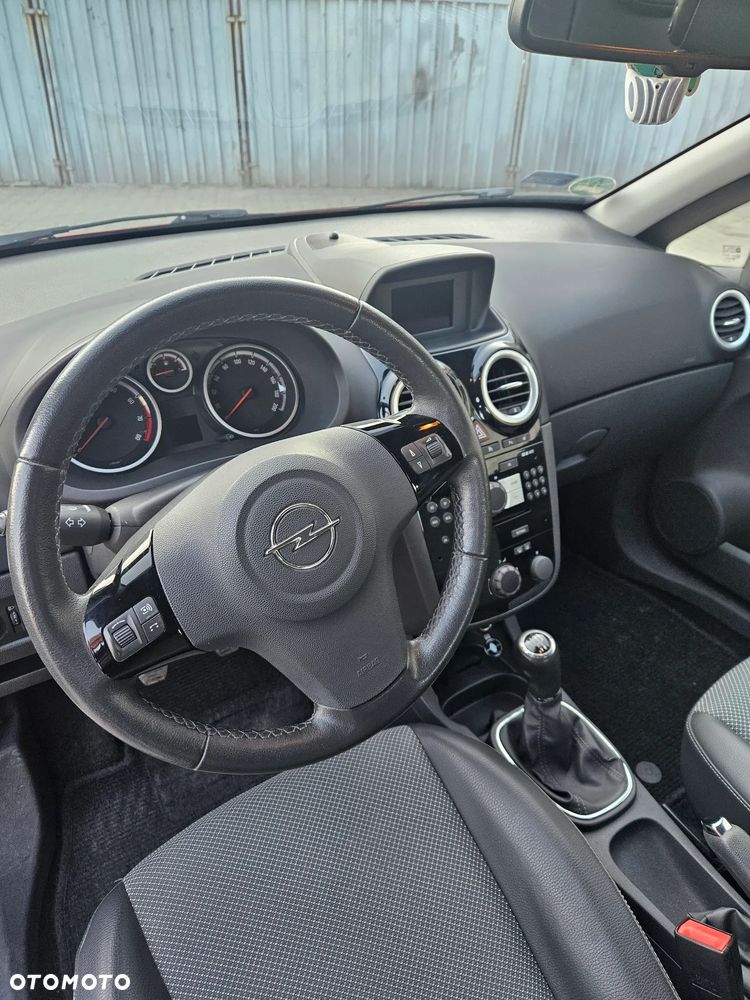 Opel Corsa 1.4 16V Innovation - 6