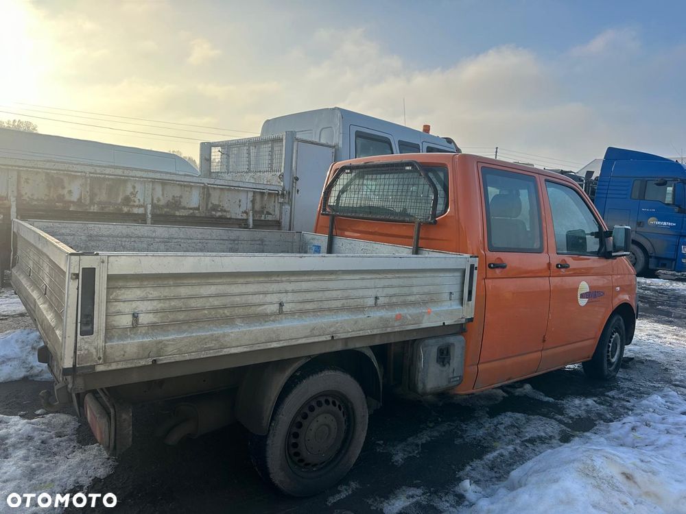 Volkswagen Transporter - 4