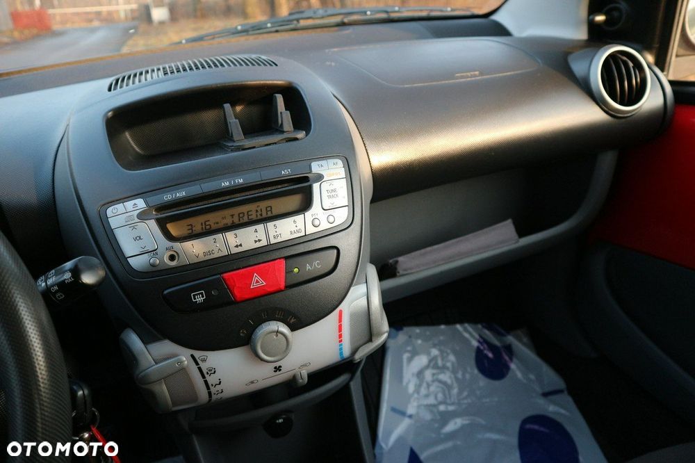 Citroën C1 1.0i Desire - 32