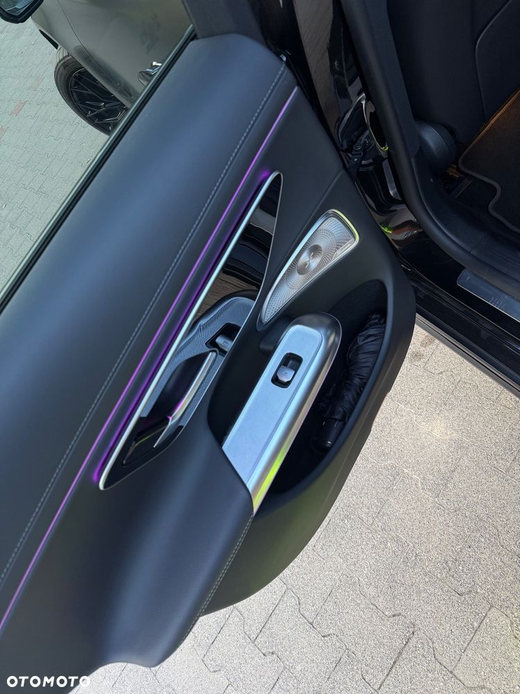 Mercedes-Benz Klasa E 300 AMG - 12