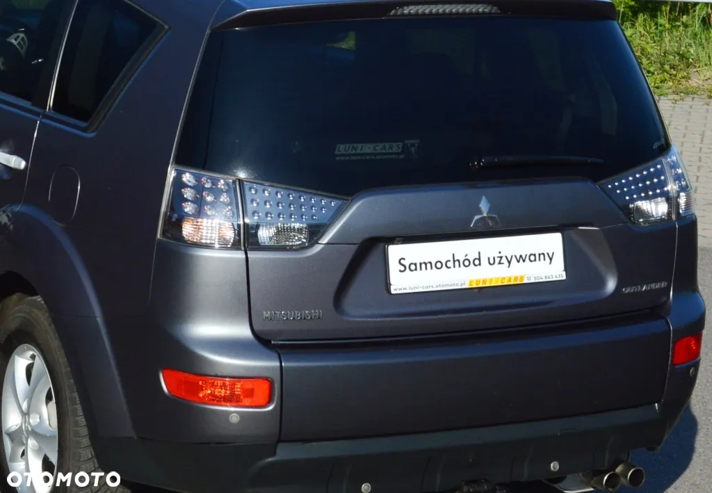 Mitsubishi Outlander - 19