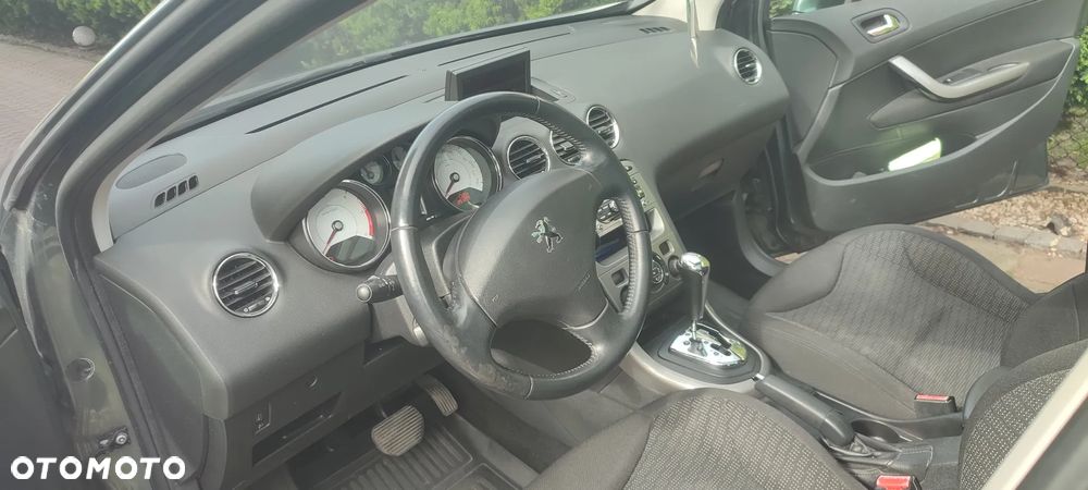 Peugeot 308 HDi FAP 165 Automatik Allure - 9