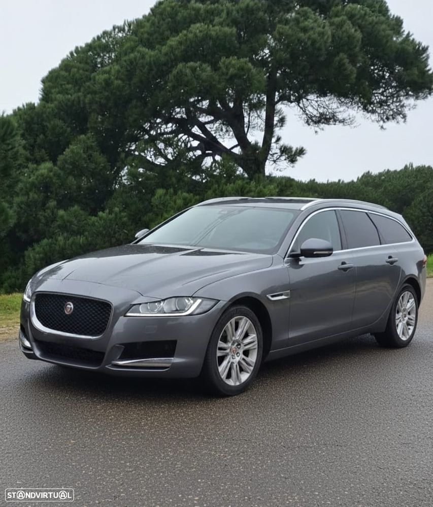 Jaguar XF Sportbrake 20d Aut. Prestige - 4