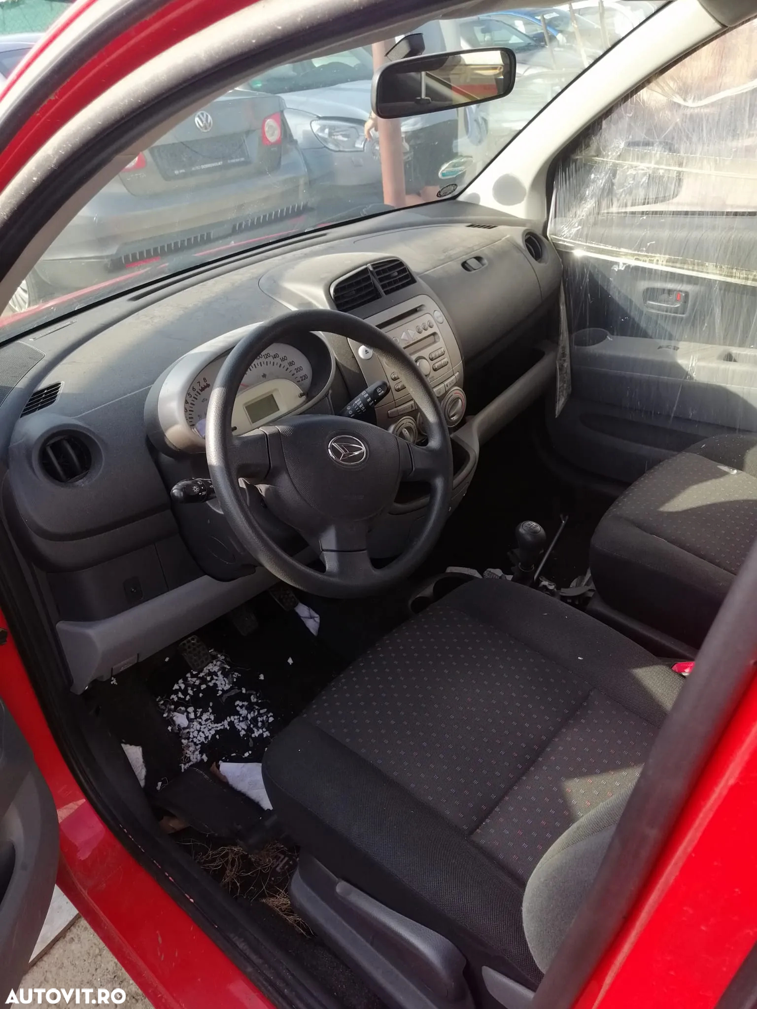 Dezmembrez Daihatsu Sirion - 9