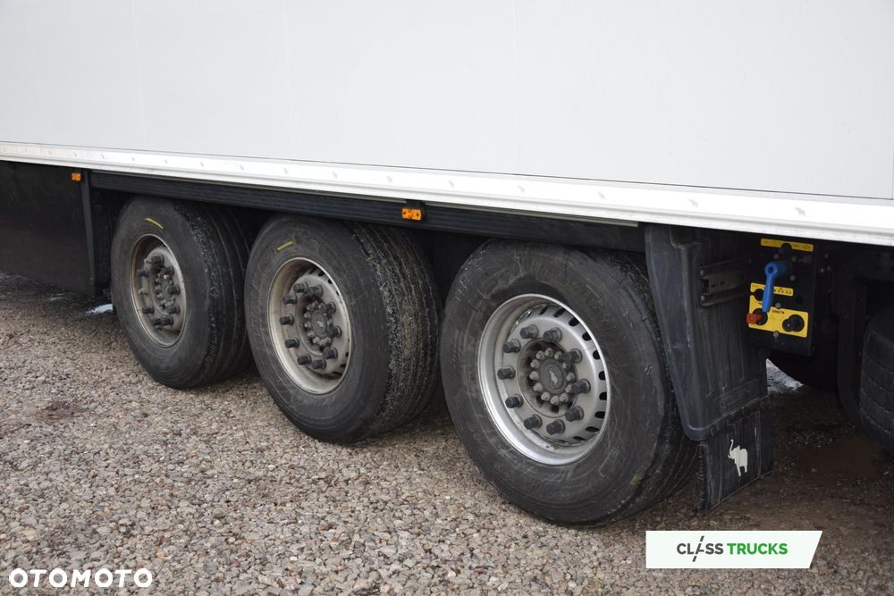 Schmitz Cargobull SKO FP 60 Carrier Vector 1550 - 11