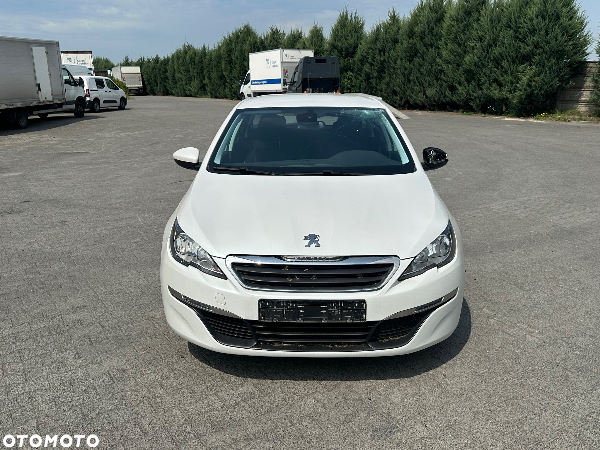 Peugeot 308 - 8