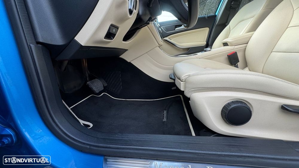 Mercedes-Benz GLA 200 d Style Aut. - 16