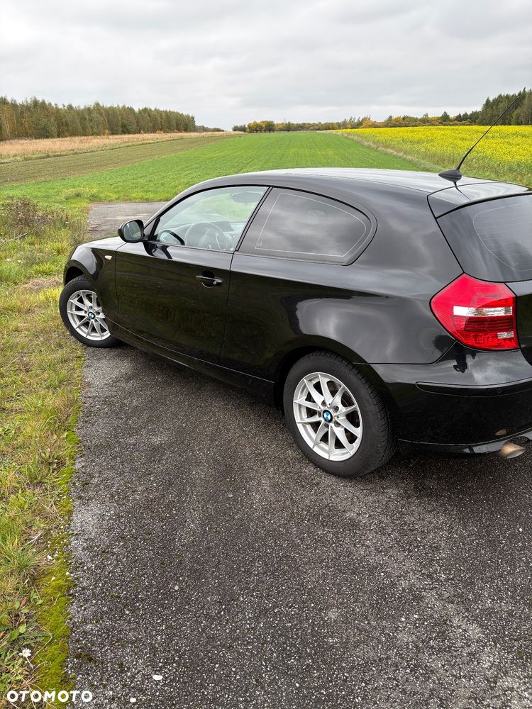 BMW Seria 1 118d - 5