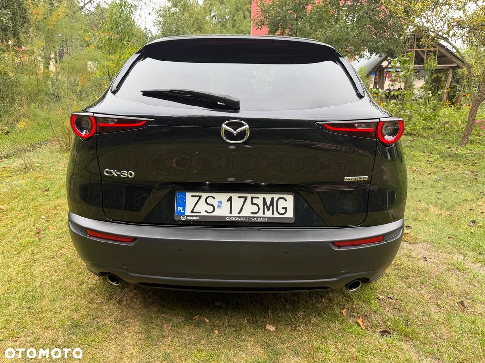 Mazda CX-30 2.0 mHEV Hikari 2WD - 32