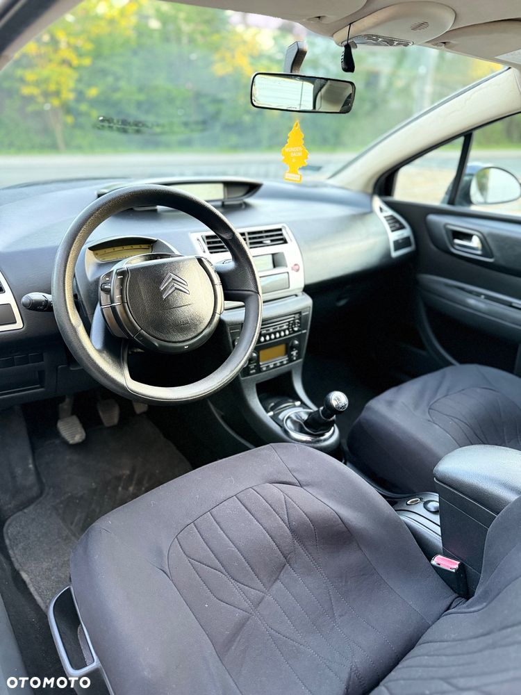 Citroën C4 1.6 HDi Impress - 11