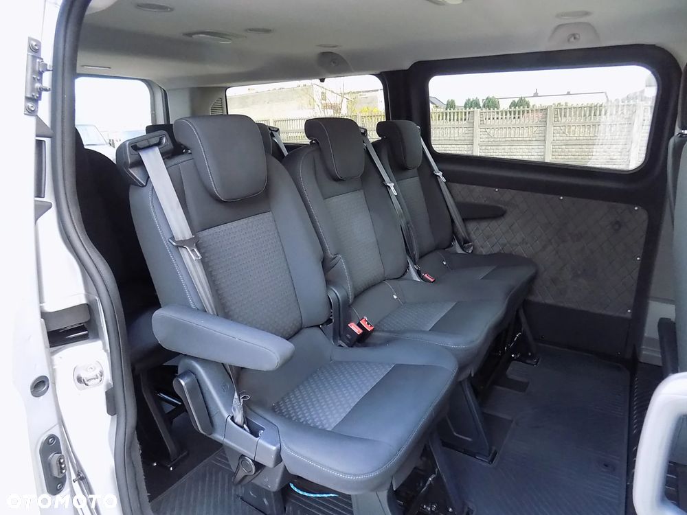 Ford Transit Custom Kombi-Van 320 L2H1 Trend - 30