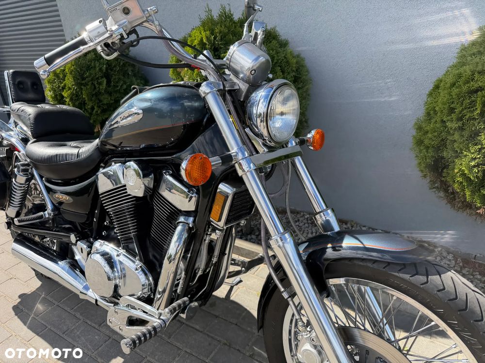 Suzuki Intruder - 12