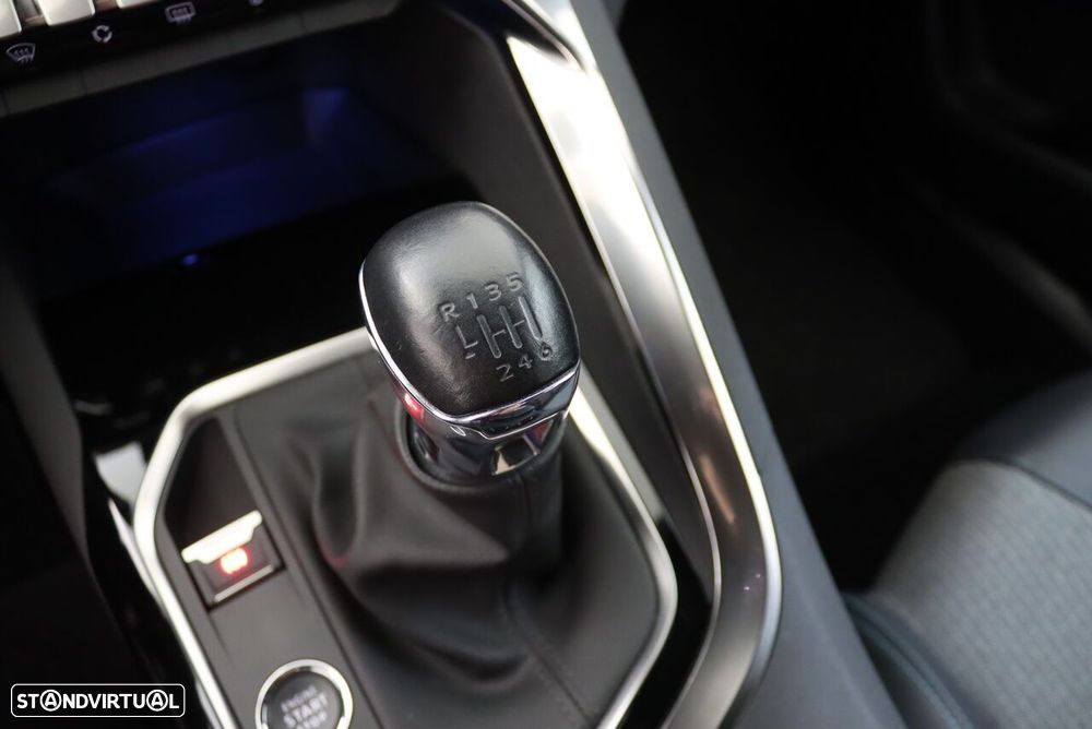 Peugeot 3008 1.2 PureTech Allure - 34