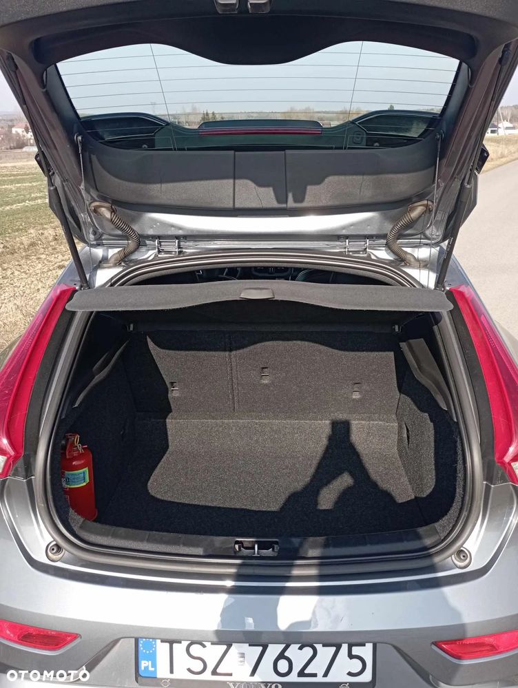 Volvo V40 D2 RDesign - 17
