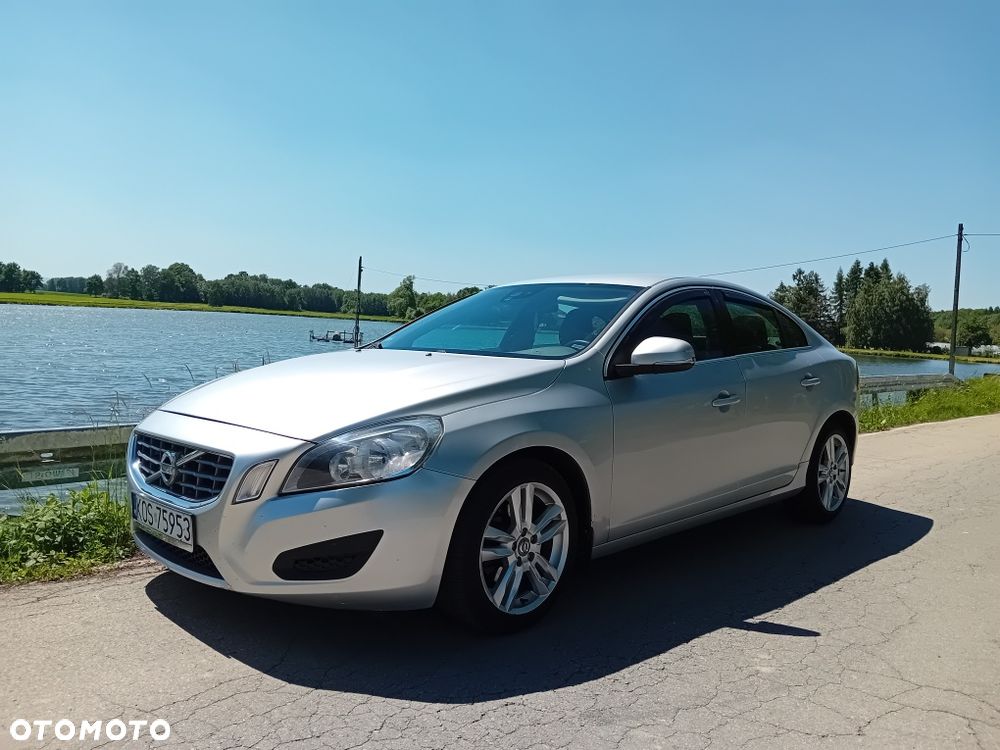 Volvo S60 - 1