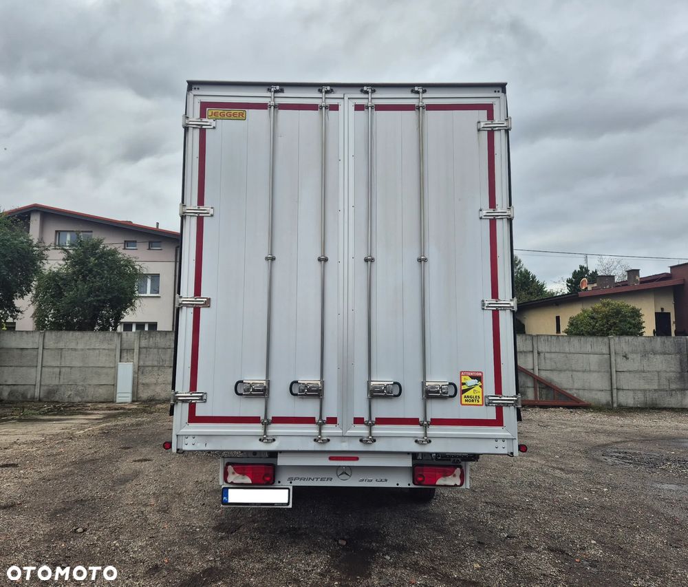 Mercedes-Benz SPRINTER 319 12EP JEGGER FULL LED 2023 DRZWI TYŁ KLIMATYZACJA WEBASTO PODUSZKI SALON PL BEZWYPADKOWY SERWISOWANY W ASO MB BEZ KLUCZYKOWY DOSTĘP - 14