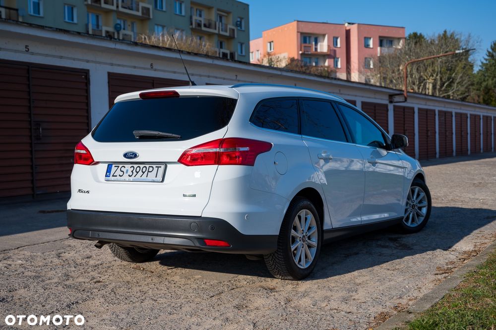 Ford Focus 1.0 EcoBoost Titanium - 5