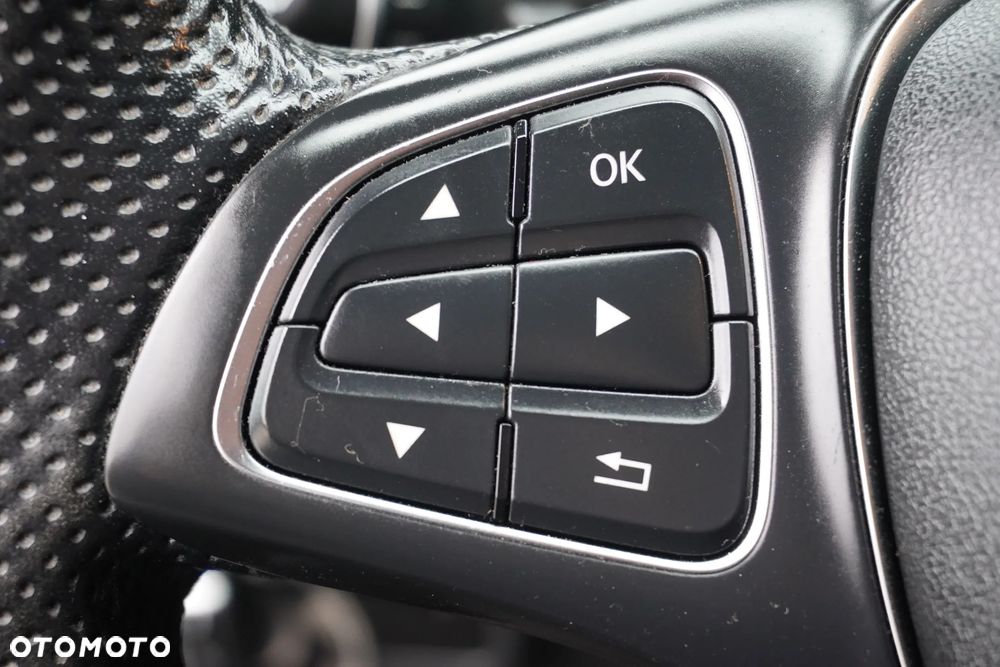 Mercedes-Benz CLA 200 Peak Edition - 31