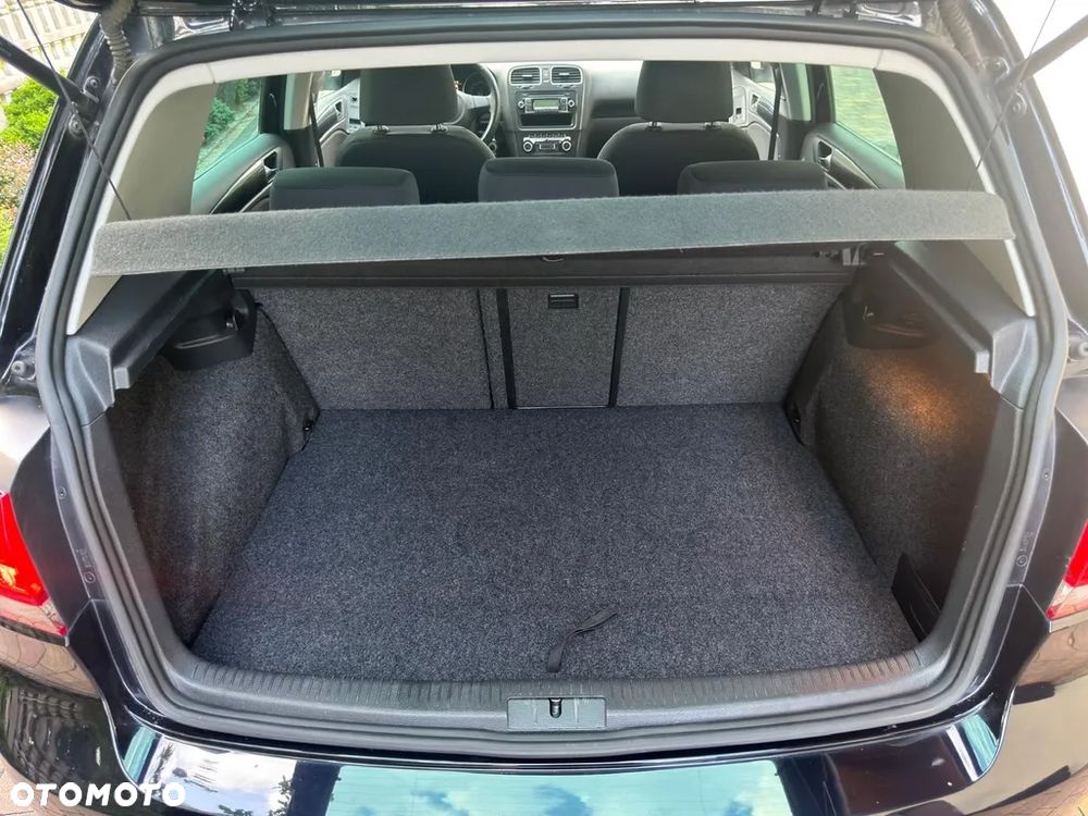 Volkswagen Golf - 8