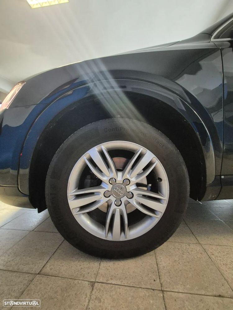 Audi Q3 2.0 TDI quattro S-tronic - 41