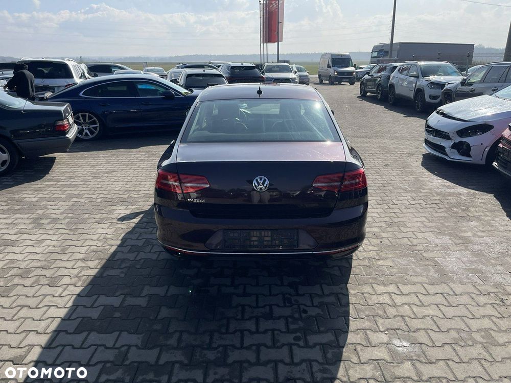 Volkswagen Passat 2.0 TDI EVO Elegance DSG - 7