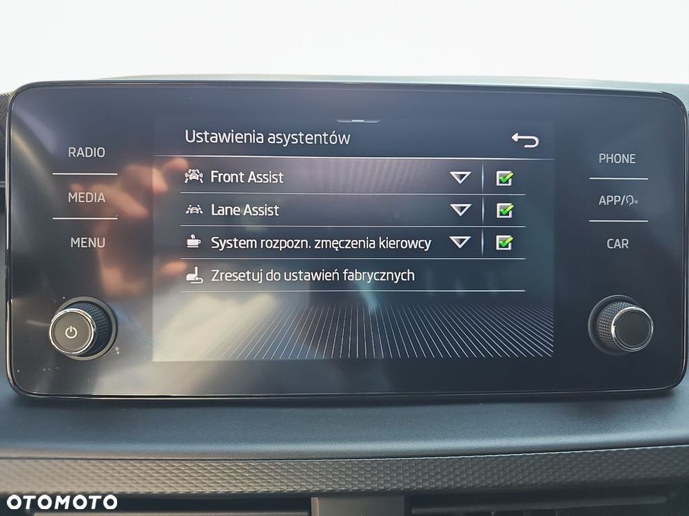 Skoda Kamiq 1.0 TSI Ambition DSG - 21
