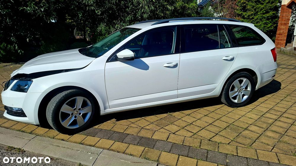 Skoda Octavia 1.6 TDI SCR Ambition - 3