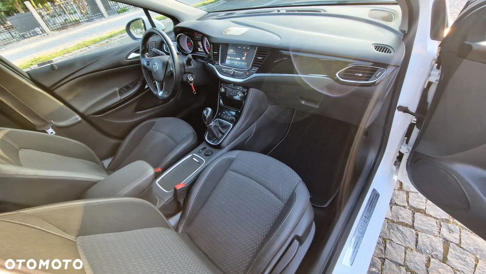 Opel Astra 1.4 Turbo Edition Sport - 17