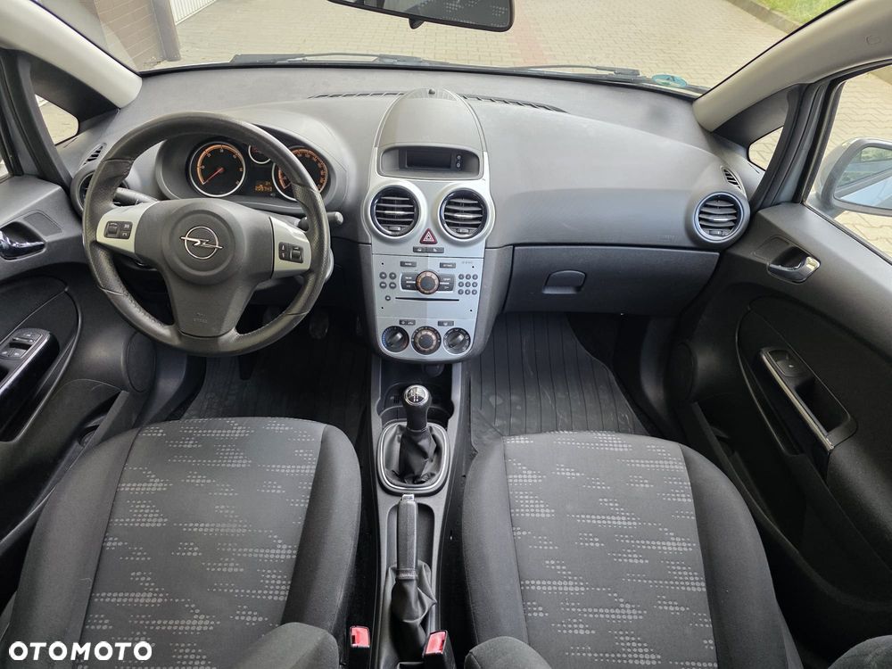 Opel Corsa - 9