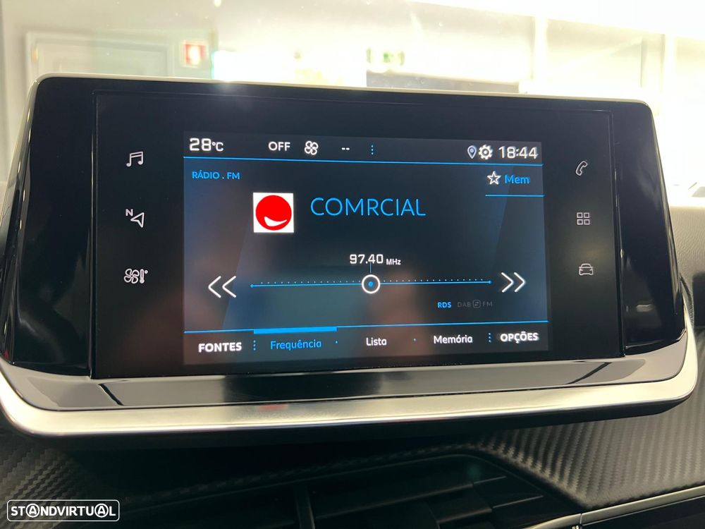 Peugeot 2008 1.5 BlueHDi Active Pack EAT8 - 28