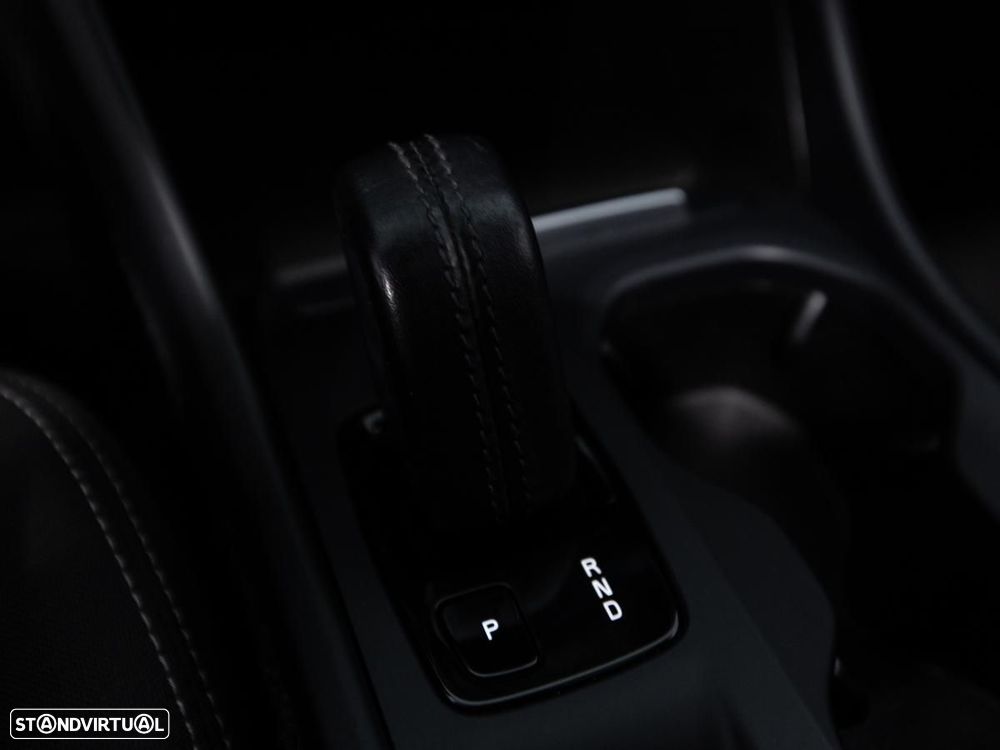 Volvo XC 40 1.5 T5 PHEV R-Design Expression - 18