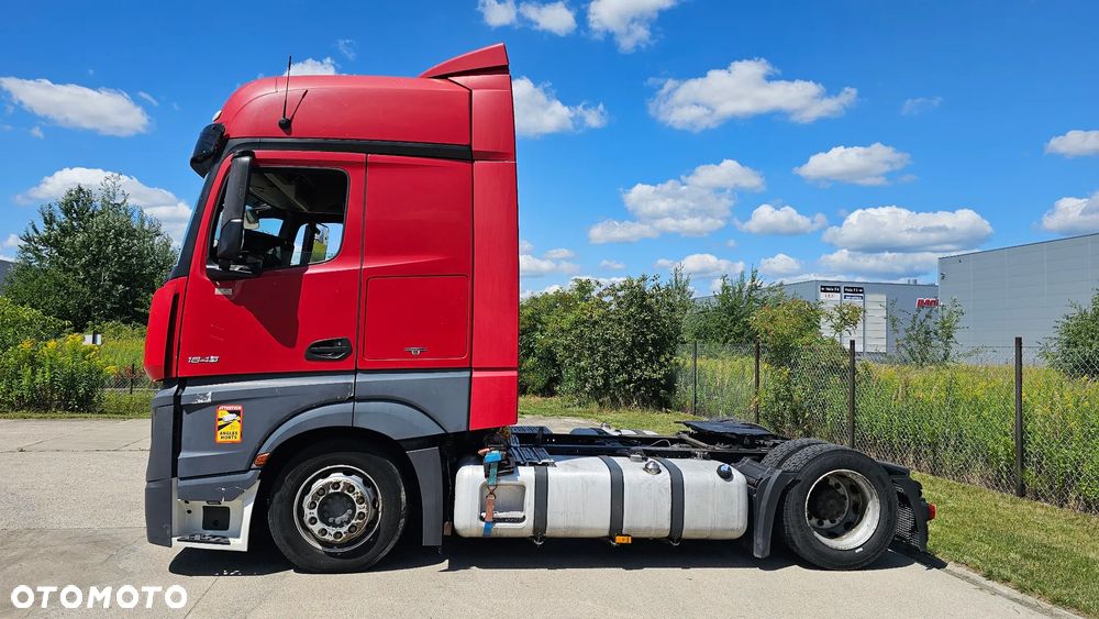 Mercedes-Benz Actros - 7