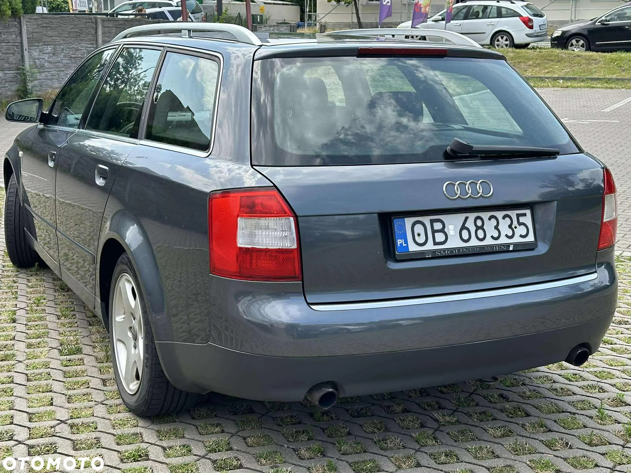 Audi A4 Avant 2.4 - 2