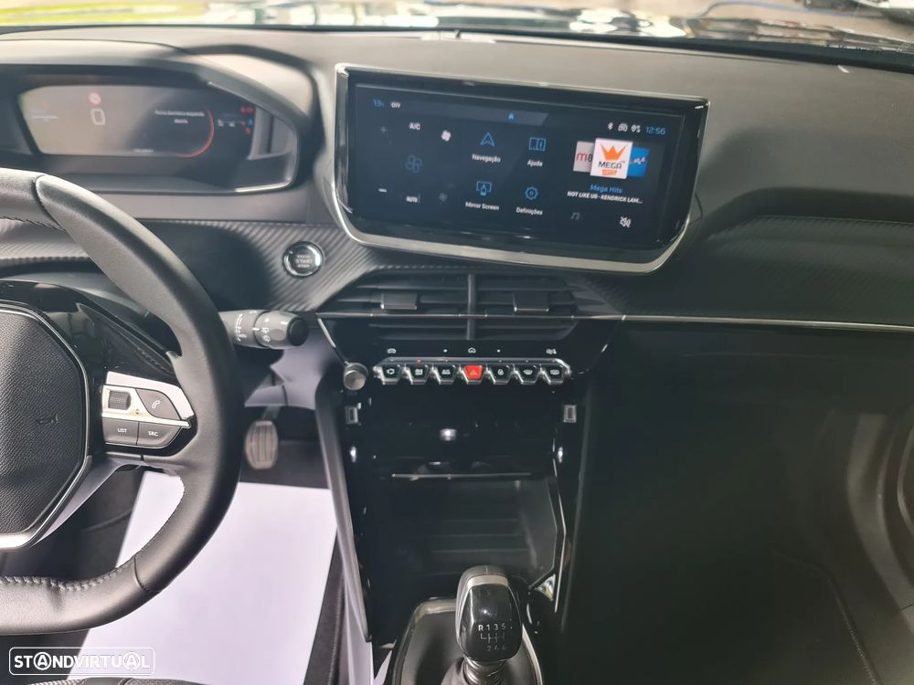 Peugeot 2008 1.2 PureTech Allure Pack - 30