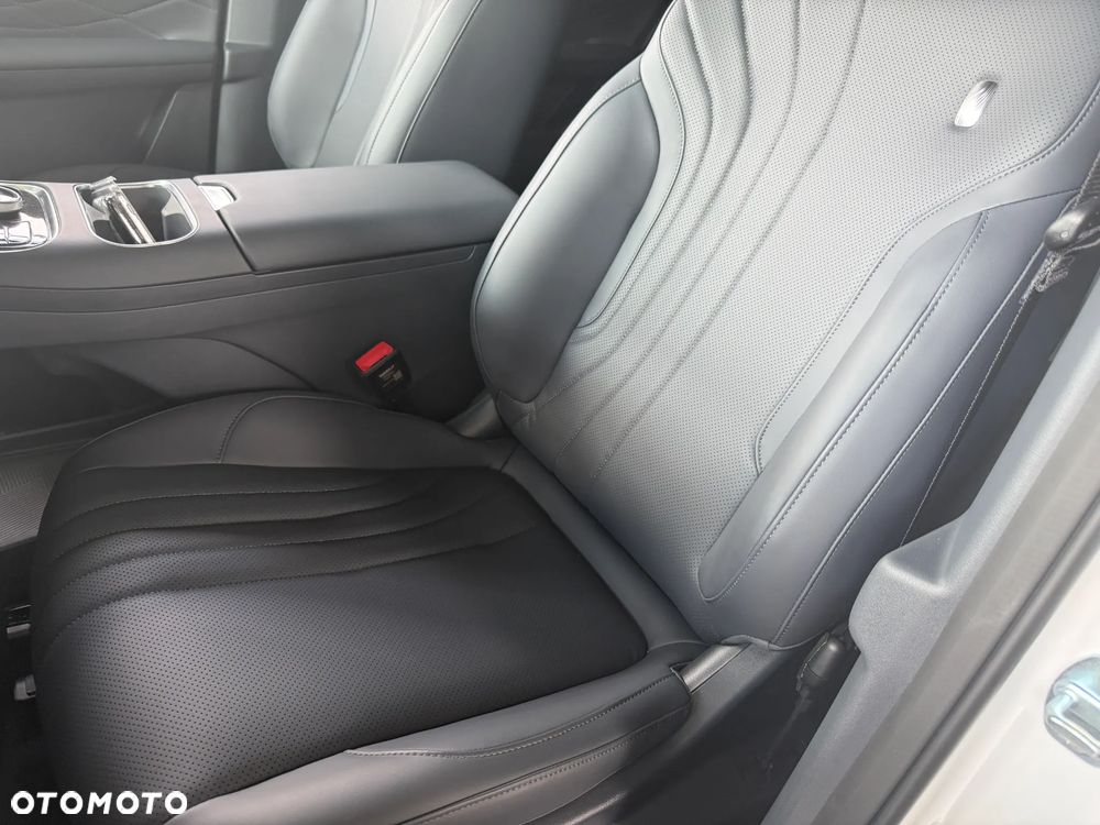 Geely Starray EM-i 1.5 PHEV Pro - 14