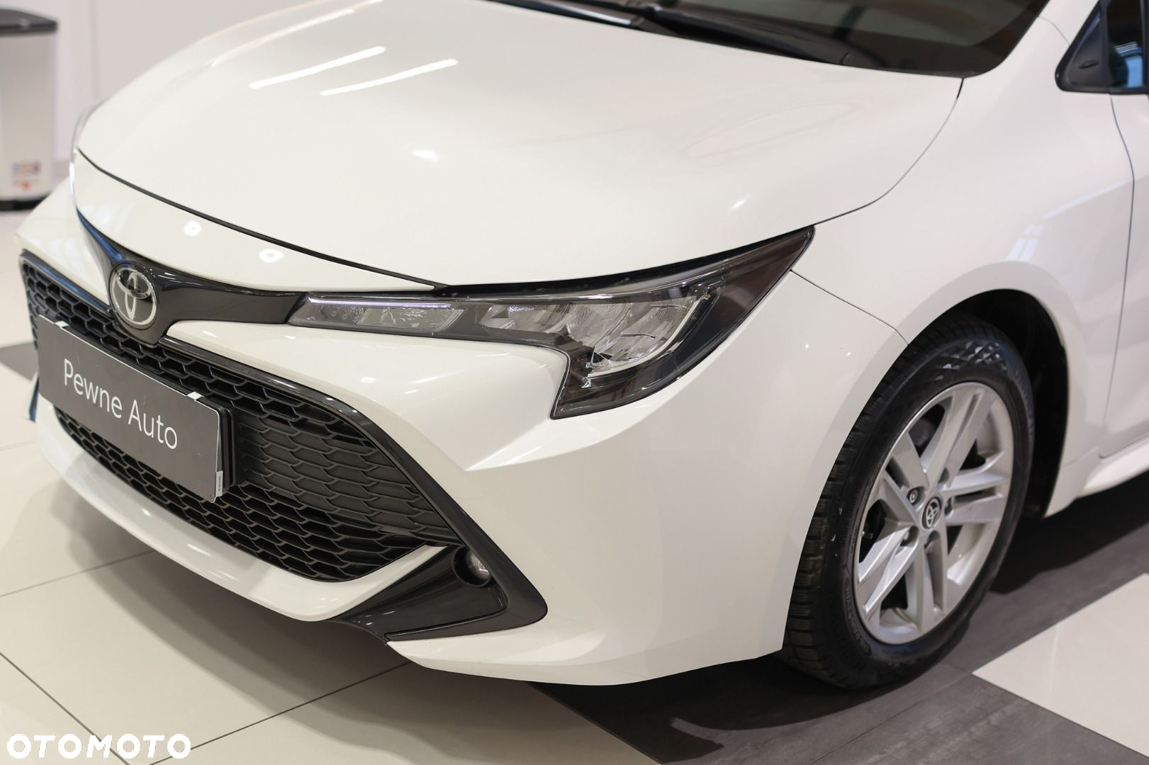 Toyota Corolla - 21