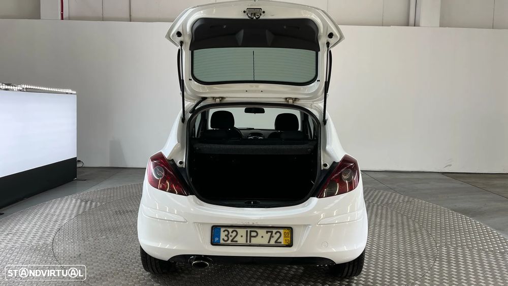 Opel Corsa 1.2 Black Edition - 13