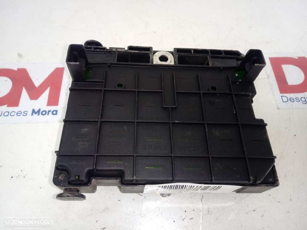CAIXA RELÉS / FUSÍVEIS PEUGEOT 307 2002 -9646405180 - 2