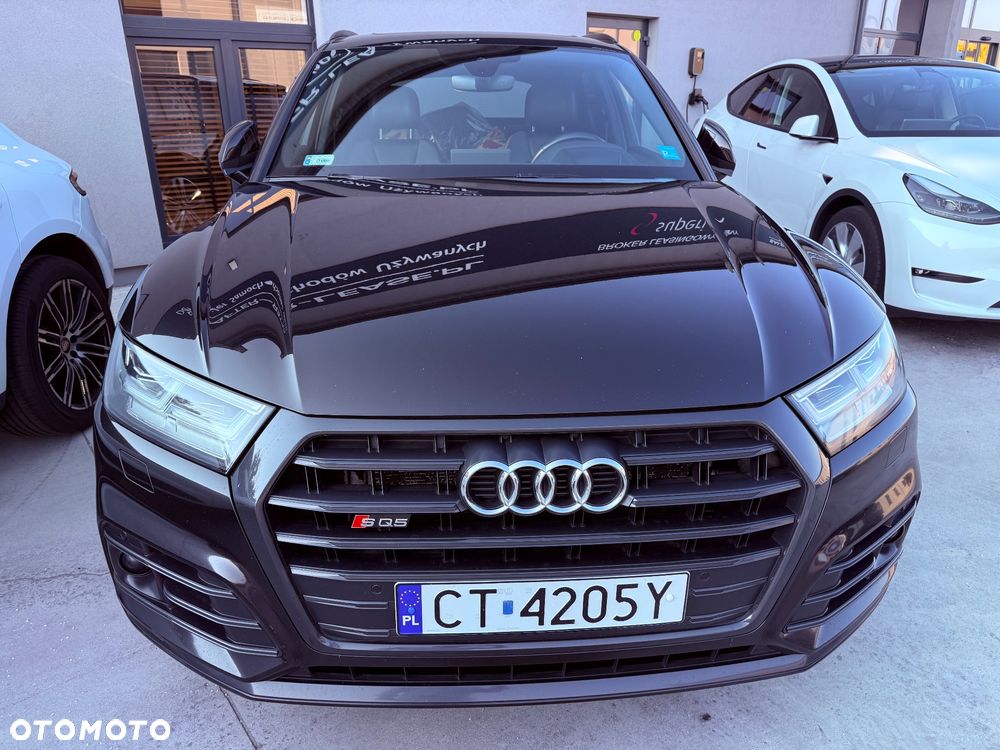 Audi SQ5 - 11