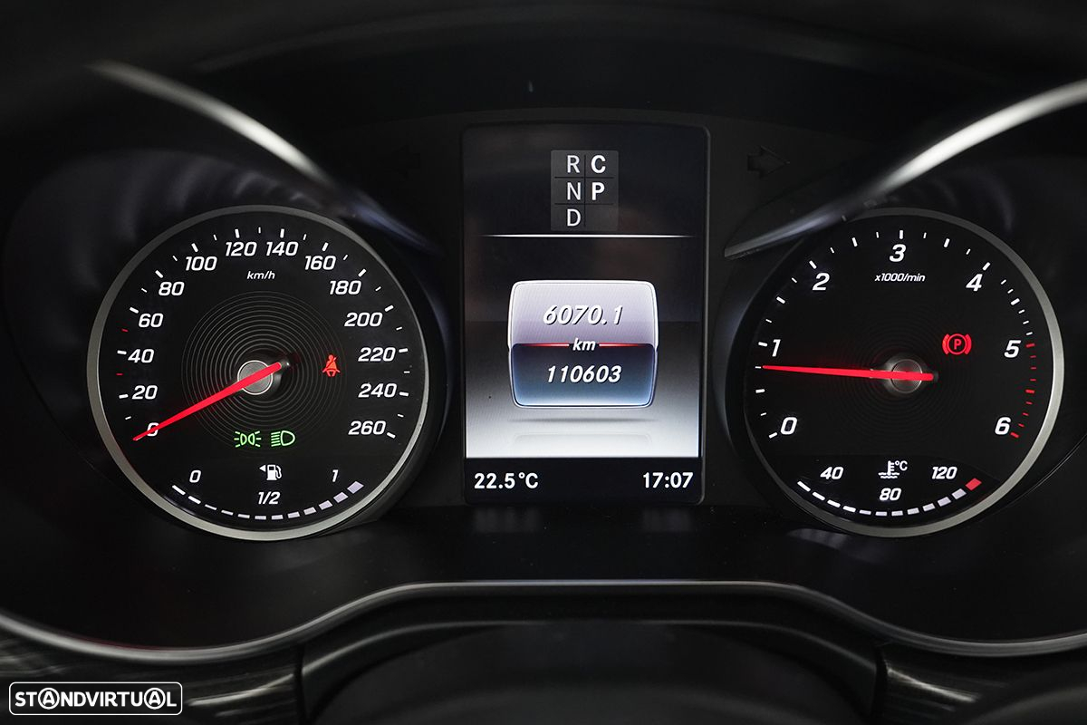 Mercedes-Benz V 250 d Longo Avantgarde - 16
