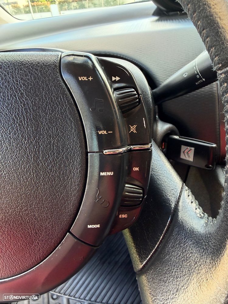 Citroën C4 1.6 HDi VTR Pack - 17