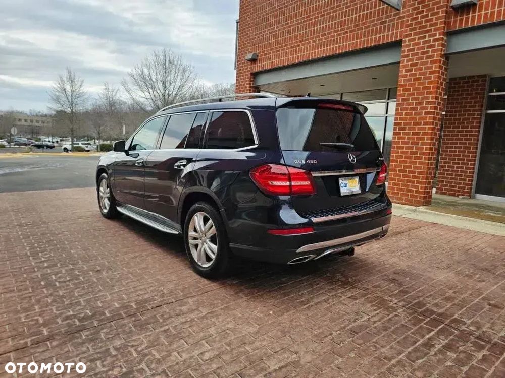 Mercedes-Benz GLS - 4