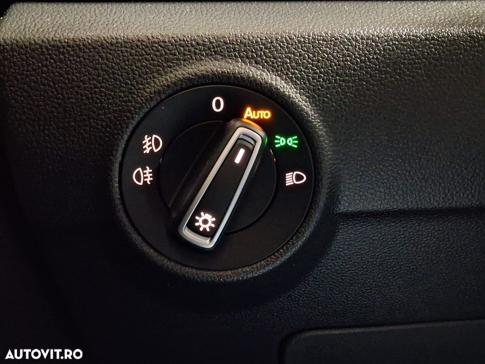 Volkswagen T-Roc 2.0 TDI DSG Design - 14