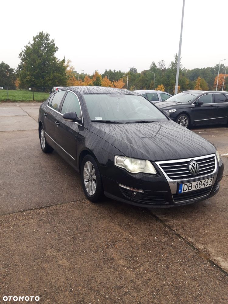 Volkswagen Passat 2.0 TDI DPF Highline DSG - 2