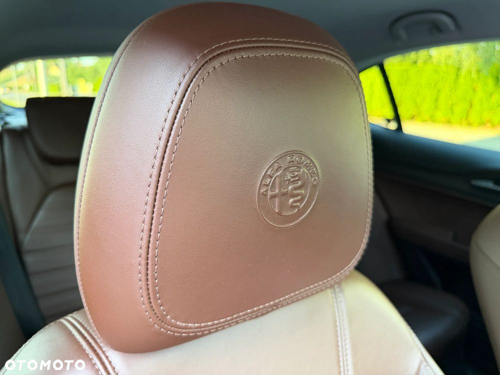 Alfa Romeo Stelvio 2.0 Turbo TI Q4 - 29