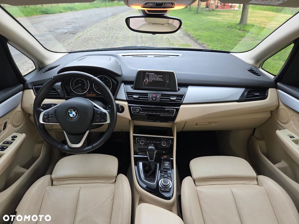 BMW Seria 2 218d Advantage - 13