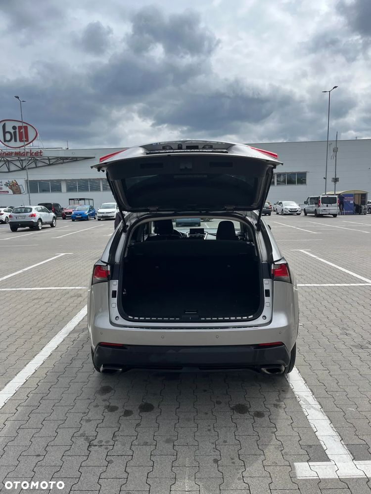 Lexus NX 200t Comfort AWD - 2
